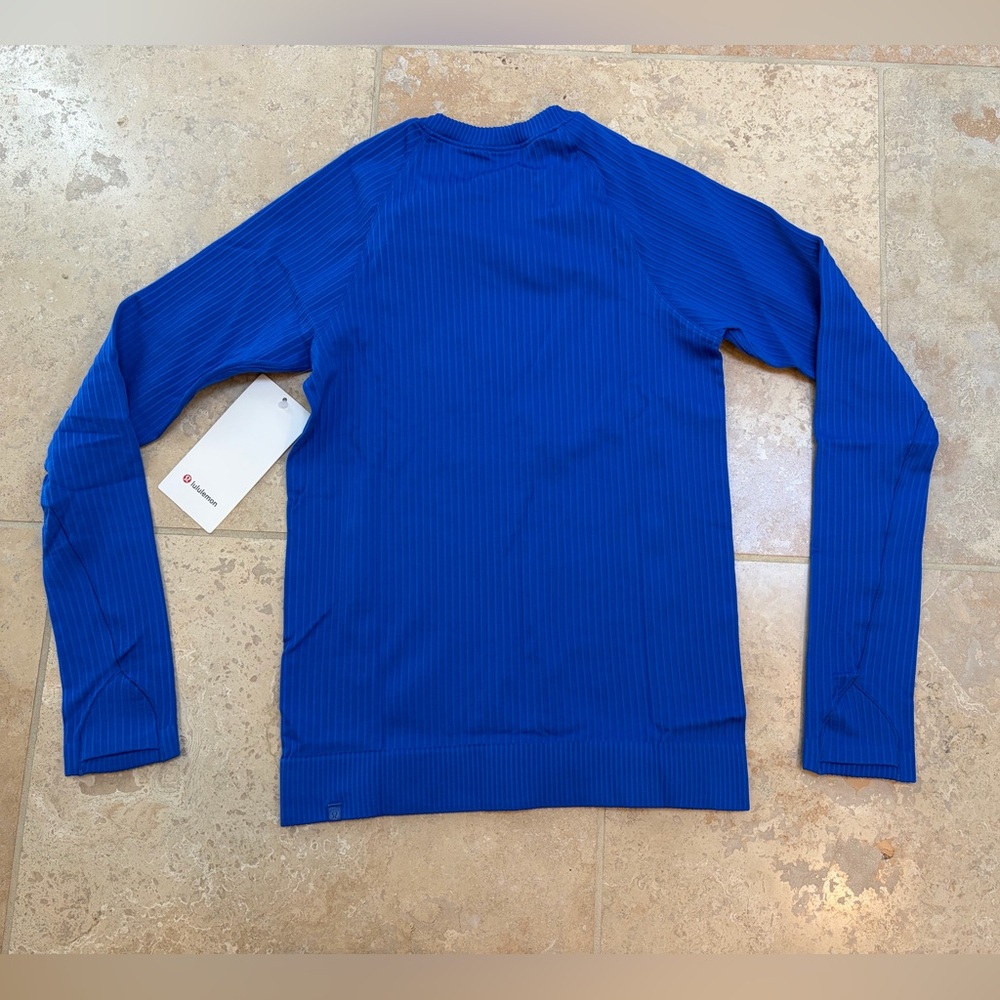 Lululemon Women’s Rest Less Long Sleeved Pullover - NWT - Picture 3 of 4
